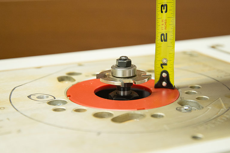 Guides cut along the workpiece; Router Bit Edge Slot Cutter | Groove Deck Boards | DeckWise