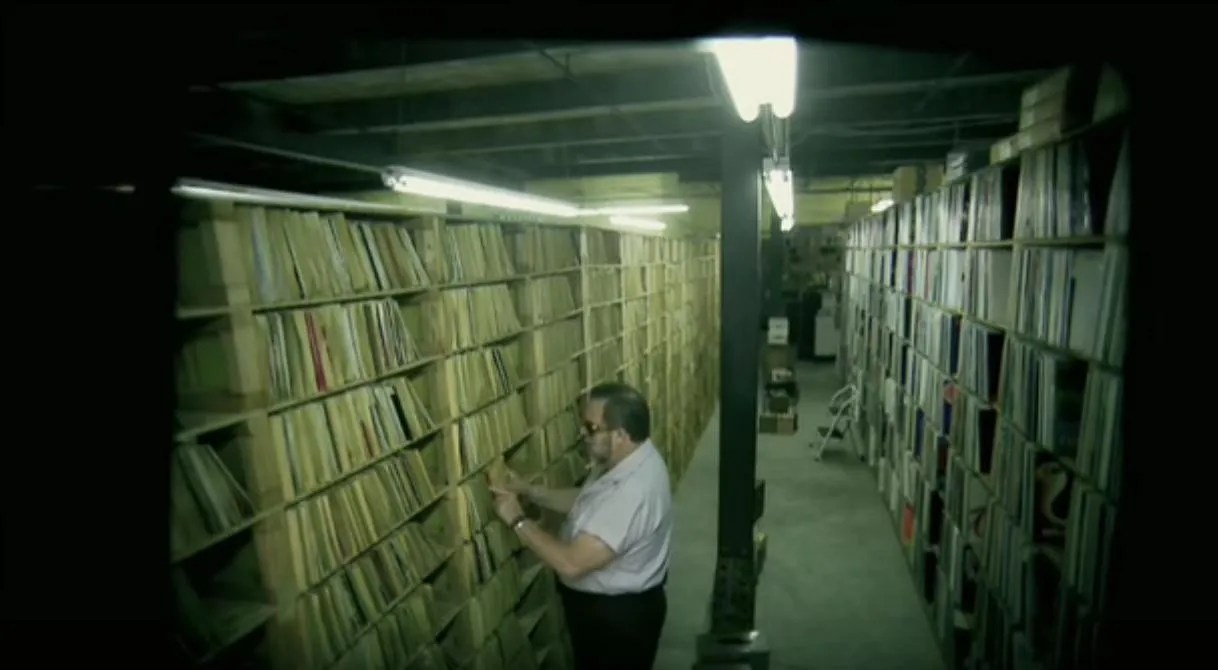 The man who claimed he built the world's biggest record collection - Vimarsana News