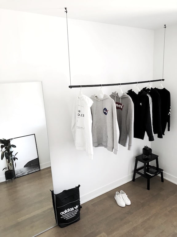 DIY de penderie ouverte minimaliste