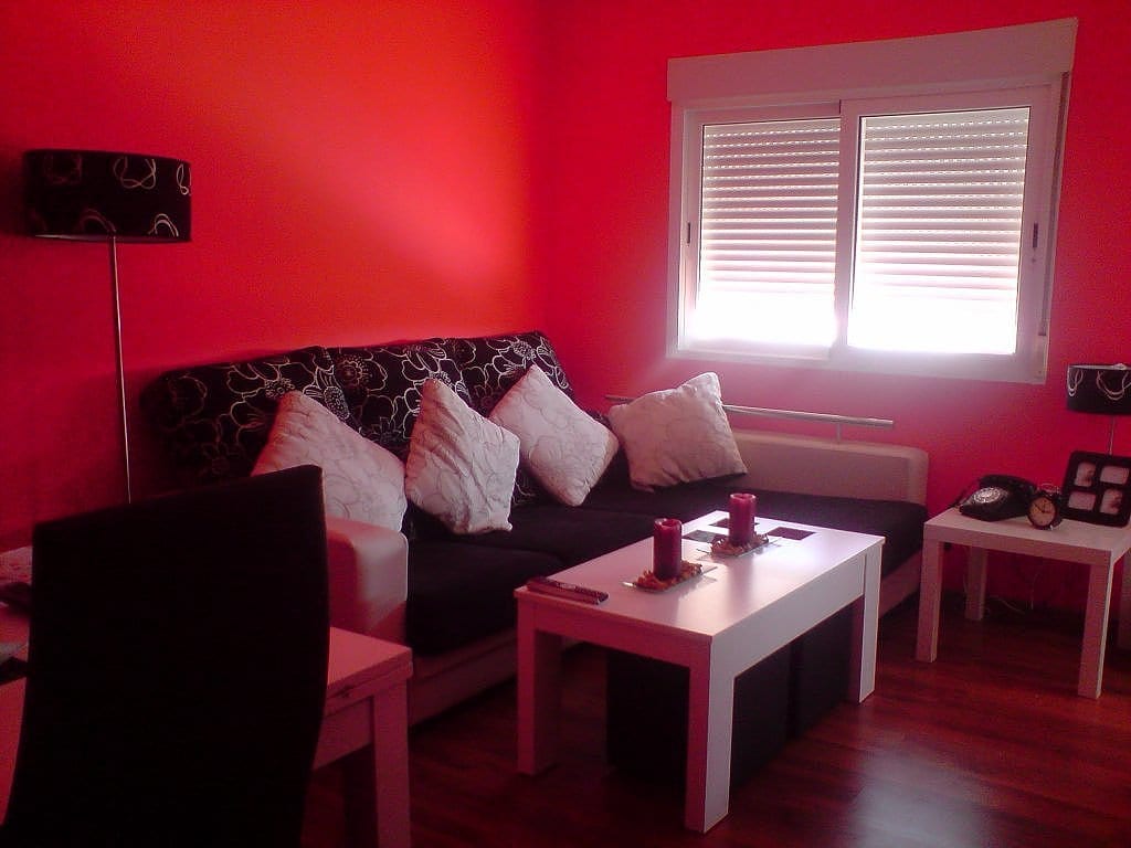Cinco de mayo is often celebrated in the united states with mexican food and drinks, music, dancing and more. Como Decorar Con Un Sofa Negro Decoora
