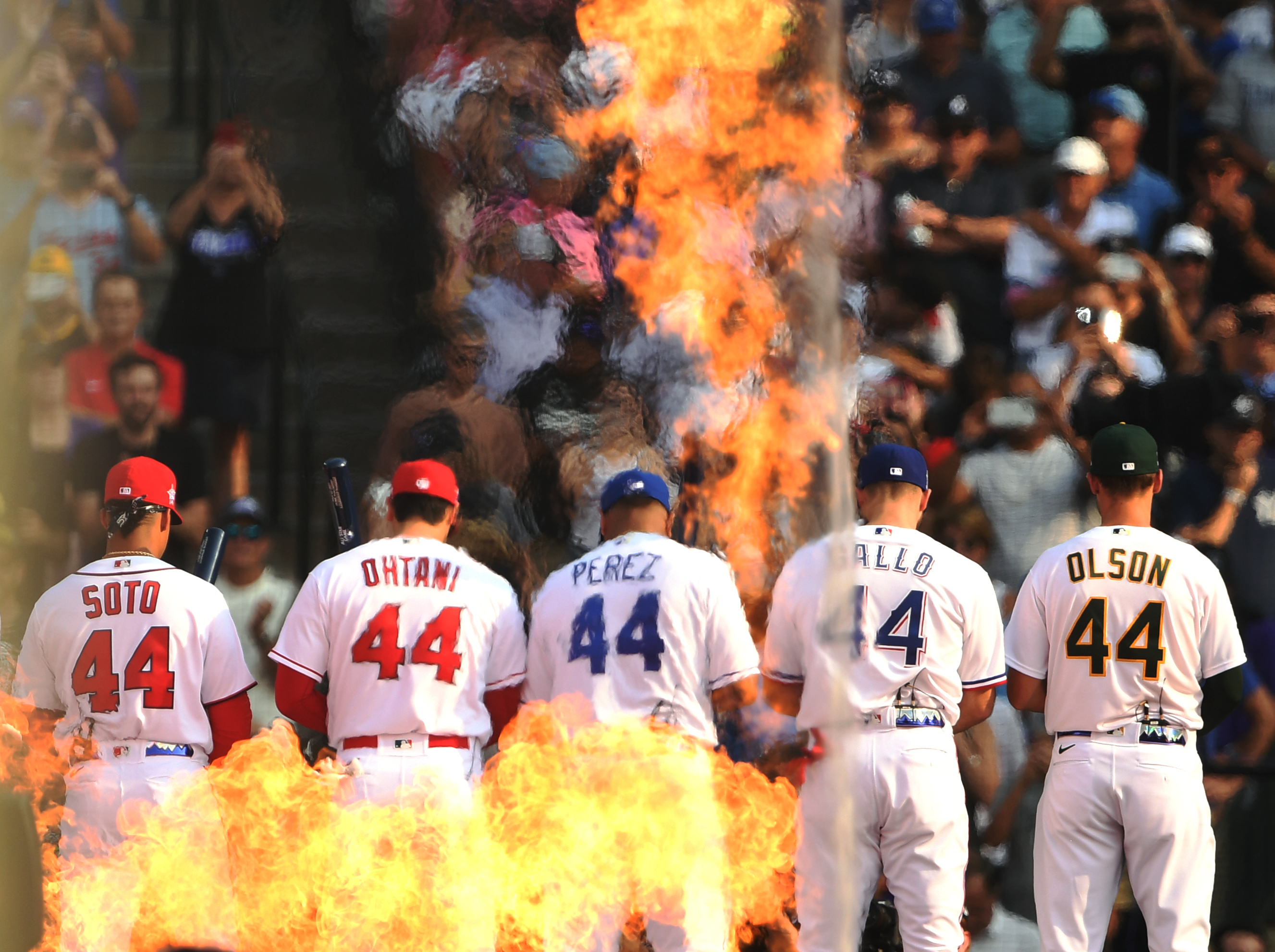 From left, Juan Soto (22) of ...