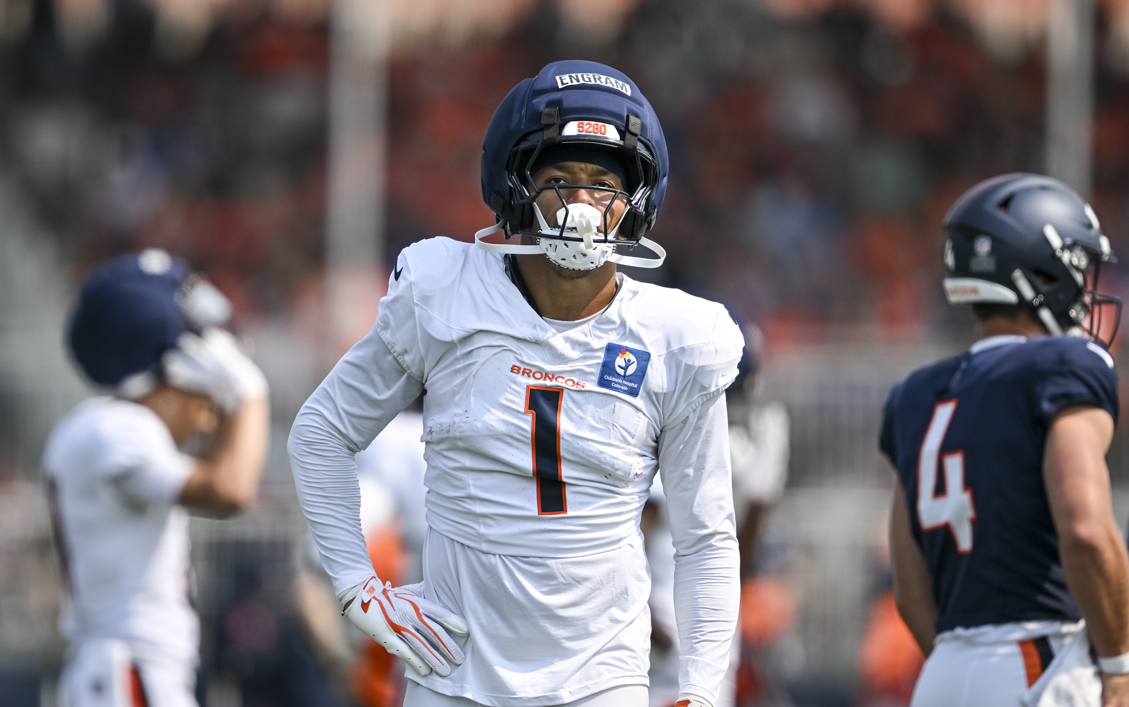 Evan Engram (1) of the Denver Broncos works out with receivers and quarterbacks during training camp at Broncos Park in Centennial on Tuesday, August 4, 2026. (Photo by AAron Ontiveroz/The Denver Post)
