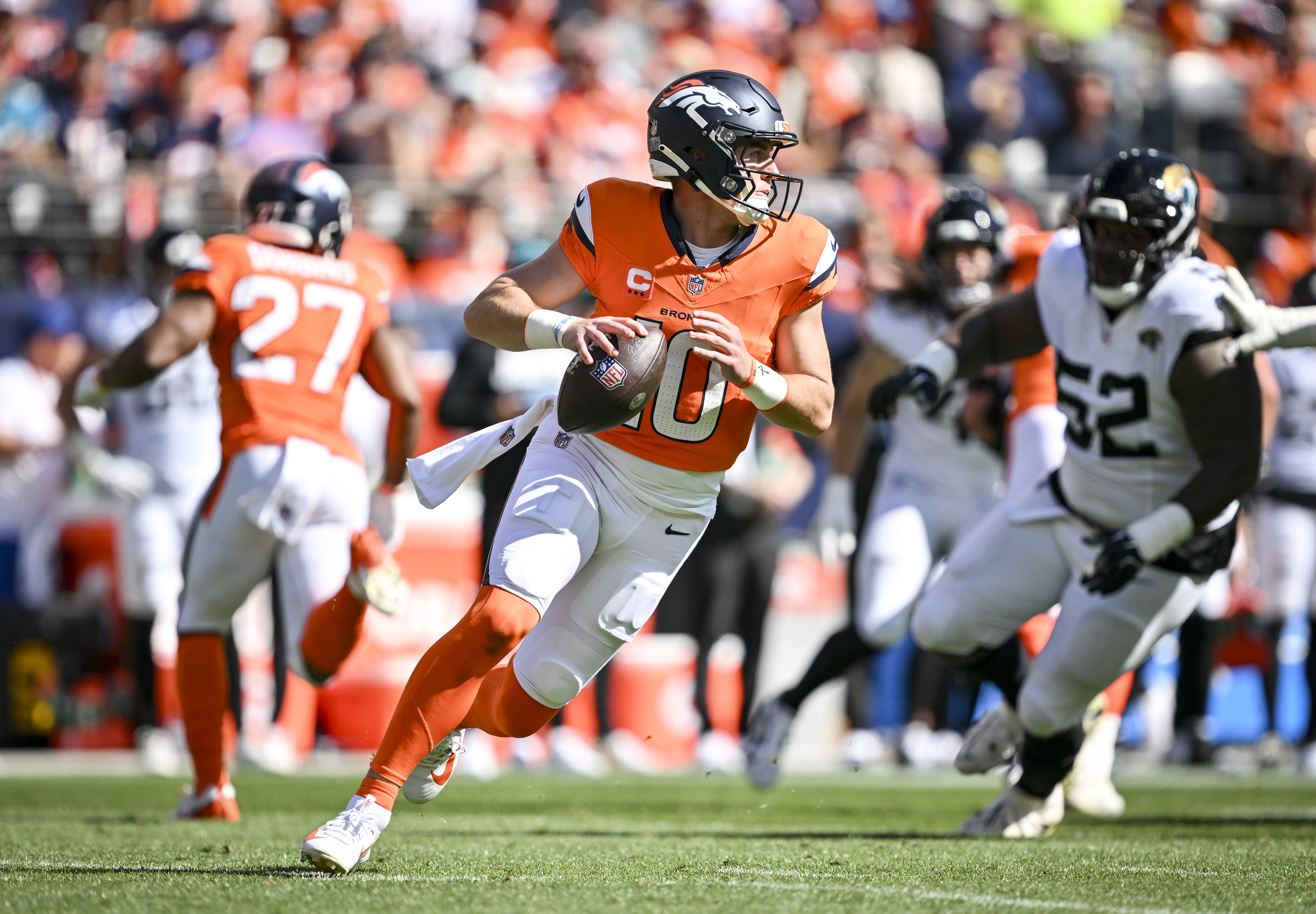 Broncos’ Bo Nix goes full Tim Tebow, plants flag by playing best late in win