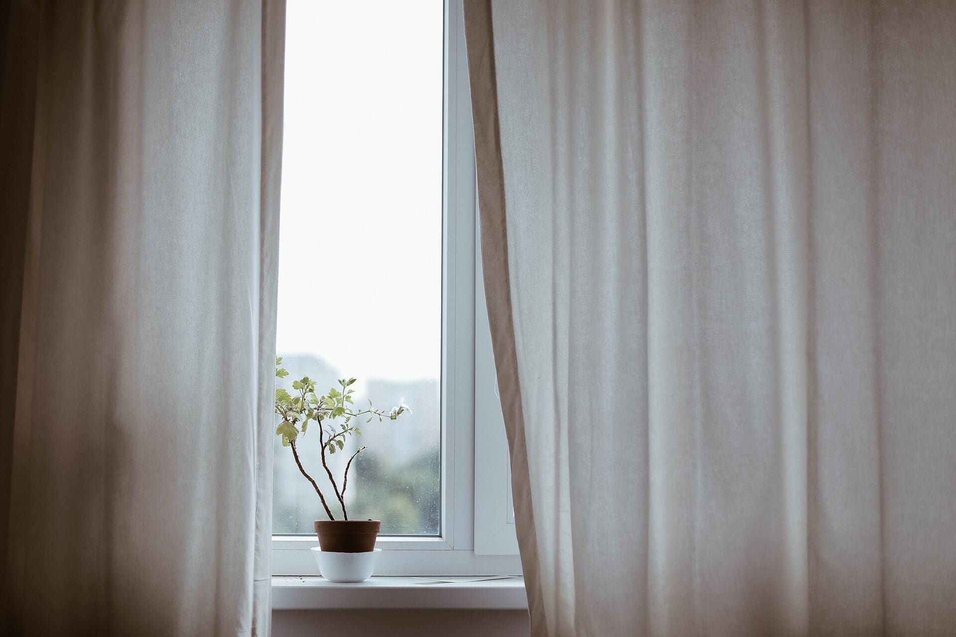 Tips For Getting Great Lighting In Your Home When Using Window Treatments