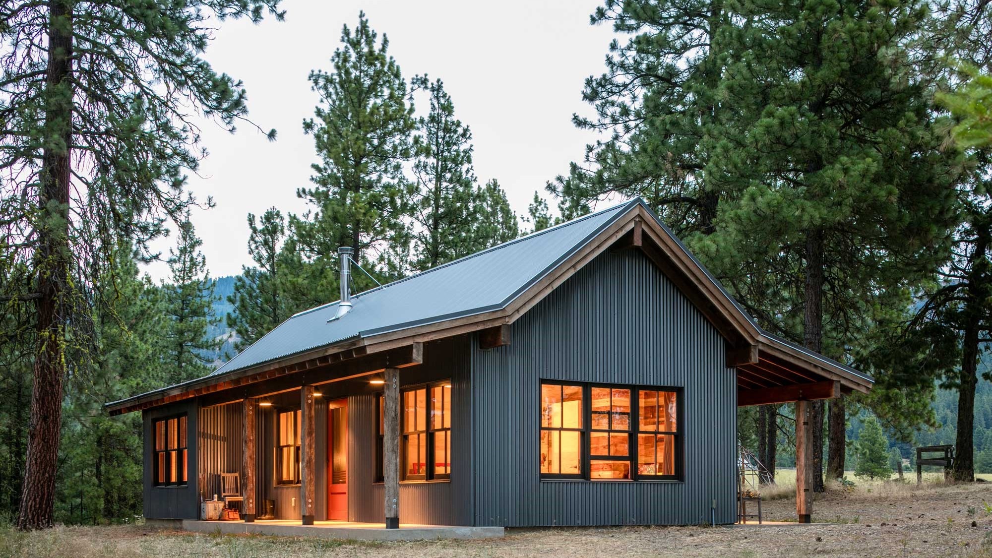 Washington Twin Cabins -Swivel Interiors
