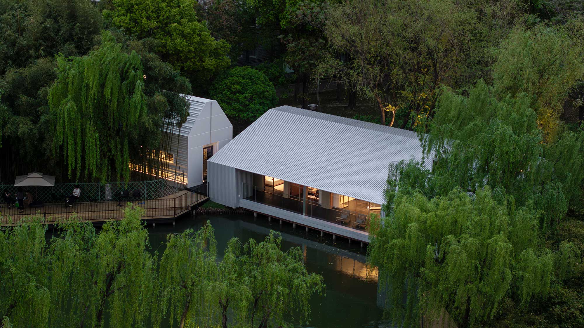 The Lake House – Life Experience Pavilion - Wutopia Lab | Image © Guowei Liu