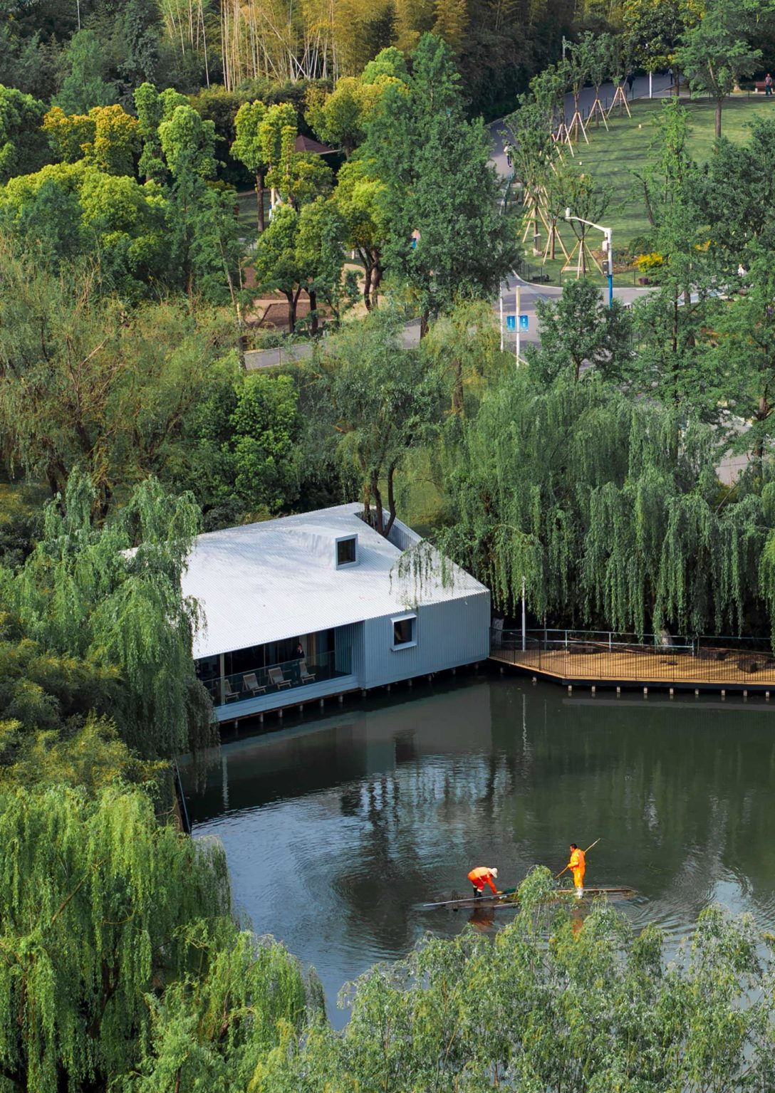 The Lake House – Life Experience Pavilion - Wutopia Lab | Image © Guowei Liu