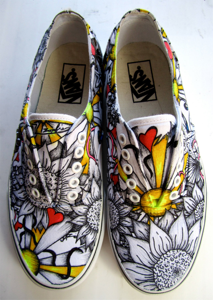 Men's health magazine provides information and tips on men's health, fitness, sex, weight loss, muscle building, bodybuilding, career, style, dating, relationships, nutrition, recipes, and sexual health. Custom Shoes Design: How to Customize and Have Them