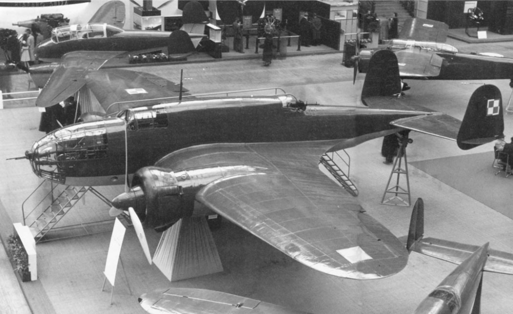 PZL-37A bis at the Paris Exhibition in 1938