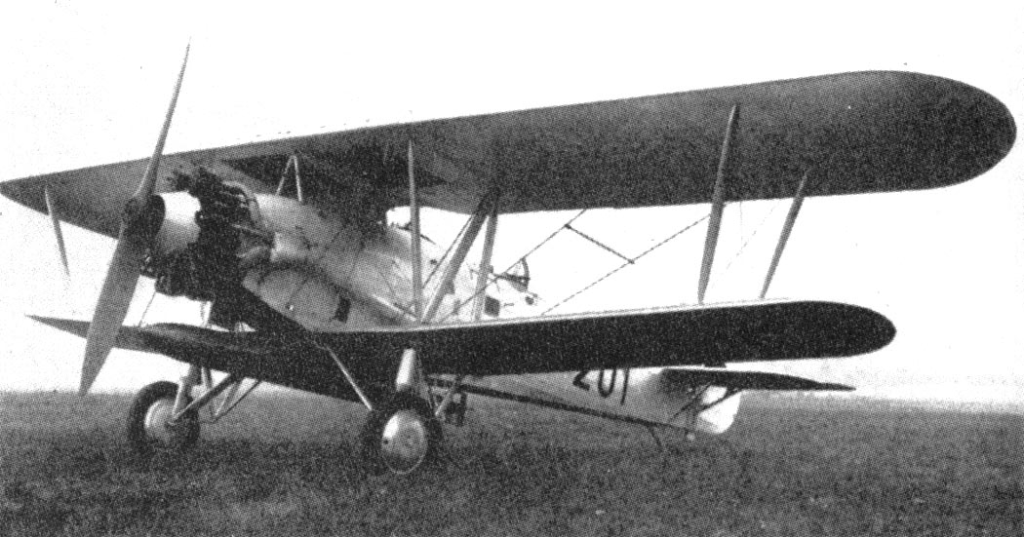 Hawker Dantorp 201 with a practice torpedo