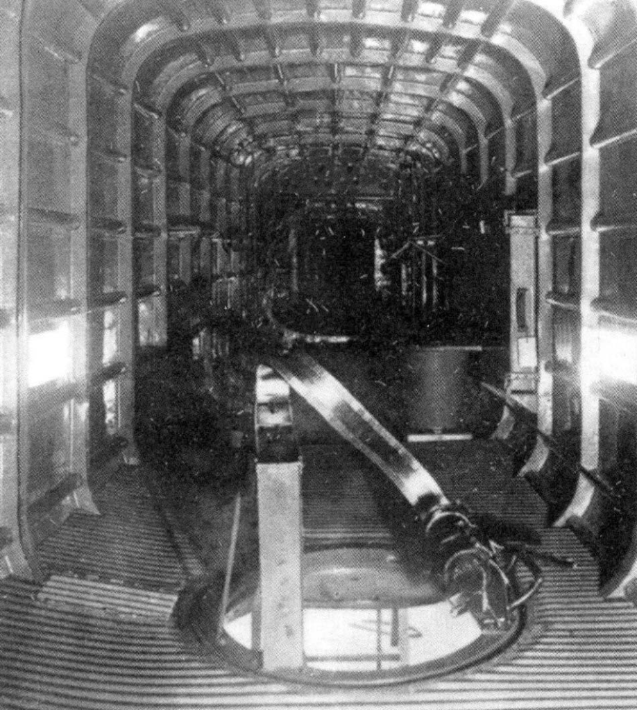 Bolkhovitinov DB-A ventral gun position