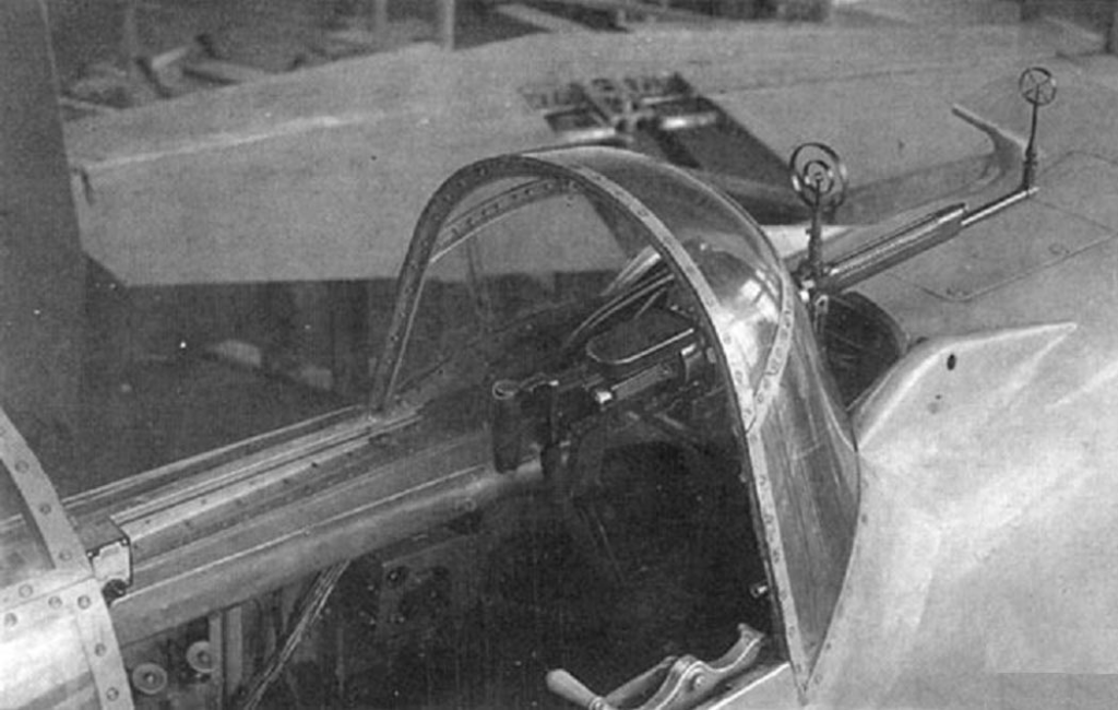 Bolkhovitinov Sparka rear defensive machine gun