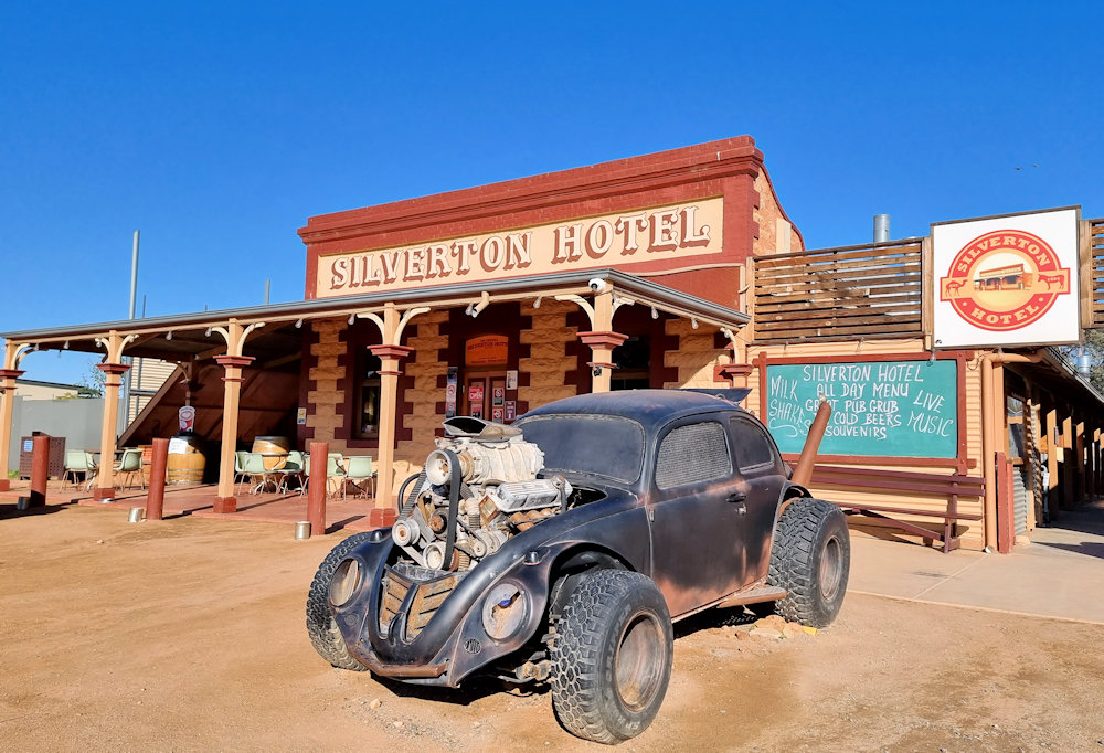 Silverton Hotel and Buggy