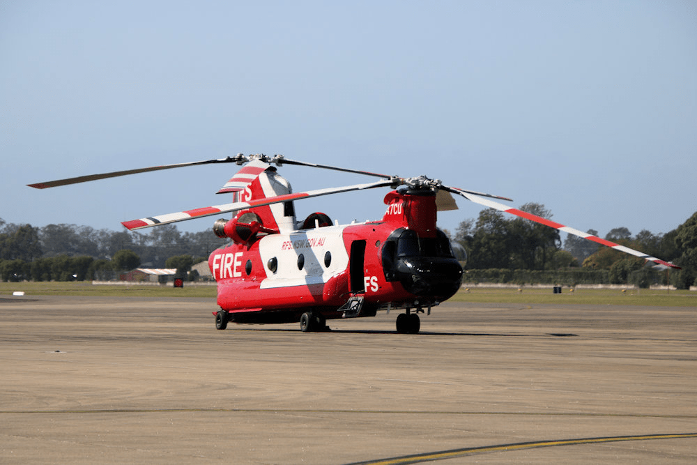 Boeing CH-47D HT211 Chinook operated by Coulson Aviation for the NSW RFS
