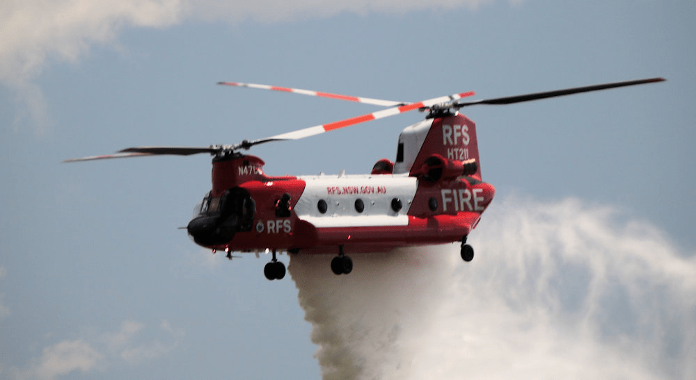 Boeing CH-47D HT211 Chinook operated by Coulson Aviation for the NSW RFS