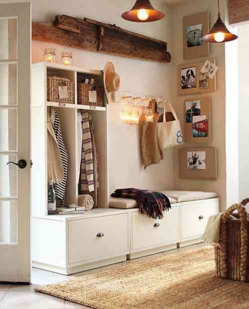 Un grand choix de meubles de rangement et d'armoires, pour une décoration qui vous ressemble. Inspirations Amenagez Votre Entree Lors De La Construction D Une Maison La Plupart Des Architectes Donnent Peu De Place A L Entree Meme Si Les Tendances Semblent Evoluer Ces Espaces Qui Symbolisent L Acces De La Maison Sont Souvent