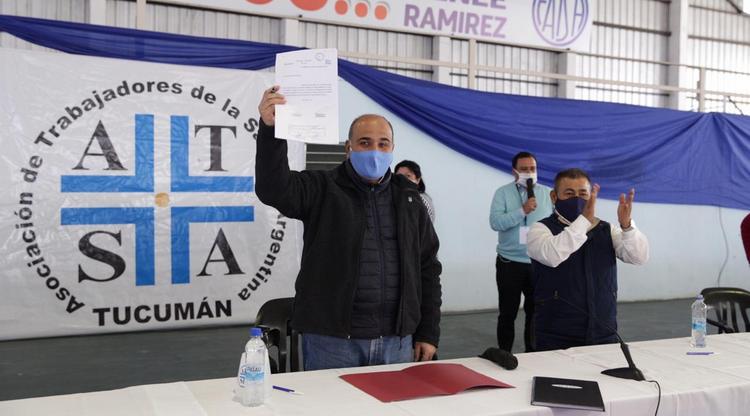 Policía de tucumán en lo que va del año se recibieron 3100 denuncias por violencia de género. Manzur promulgó la ley que otorga su predio a ATSA - Diario Cuarto Poder