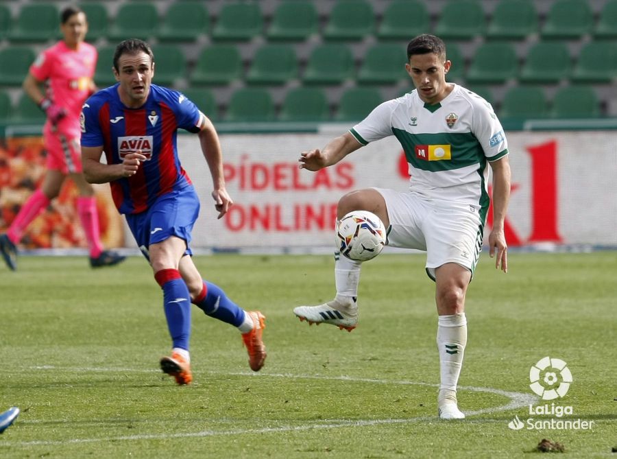 630 Ivan Alvarez Photos And Premium High Res Pictures Getty Images 