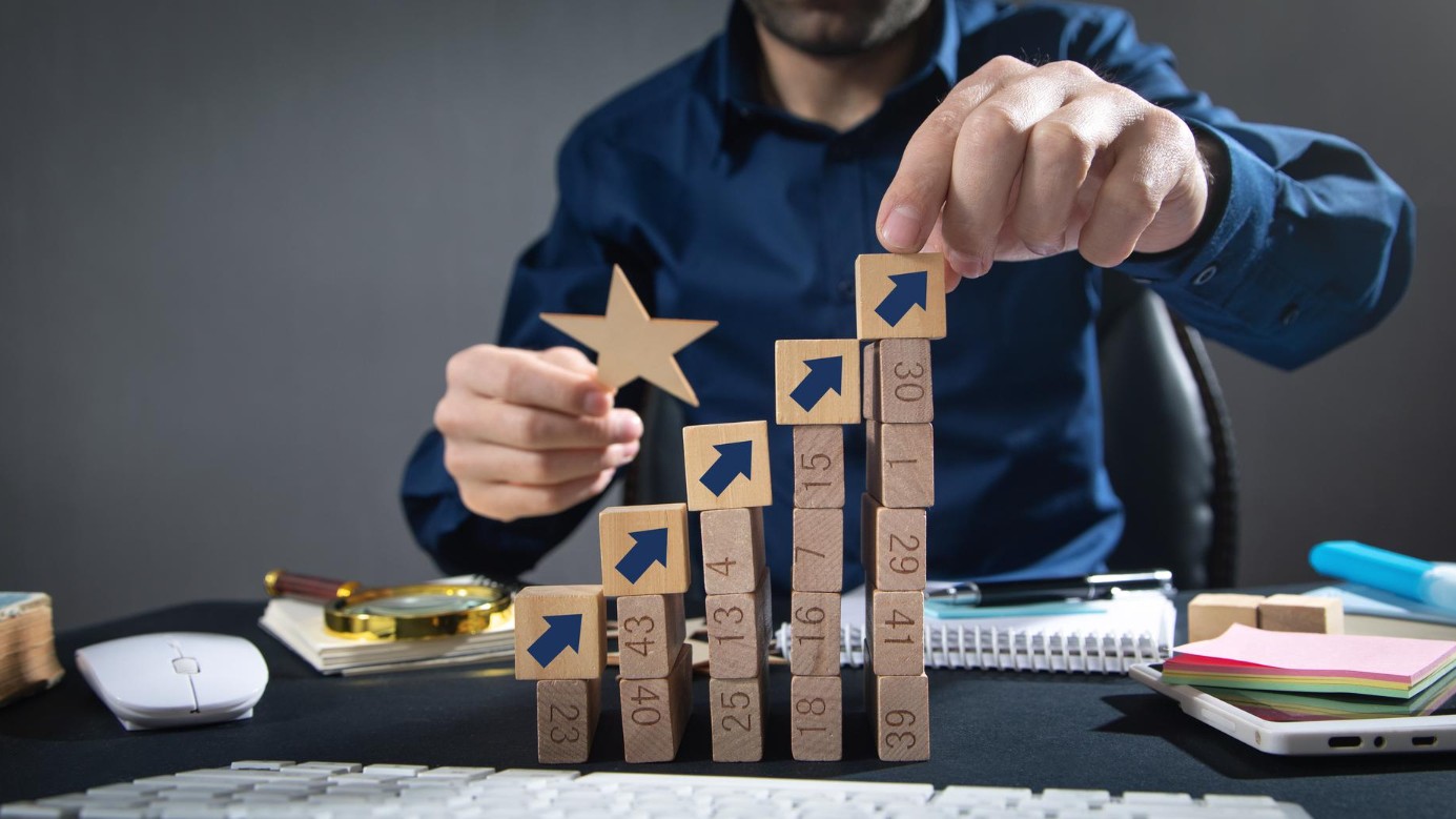 Top Sales Challenges in 2025 and Actionable Solutions
