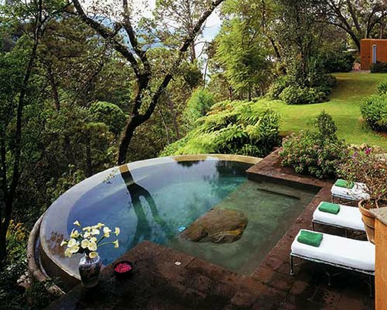 Learn the pros and cons of each type of pool. 100 Amazing Infinity Pools To Blow Your Mind - DigsDigs