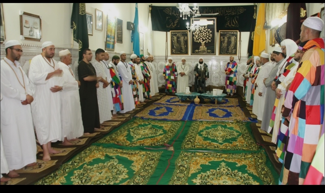 أسياد ومريدون.. حين يتحول التصوف من الزهد إلى التقديس
