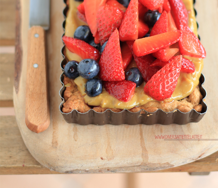 Torta Di Compleanno Alle Fragole E Mirtilli Senza Lattosio E Senza Uova