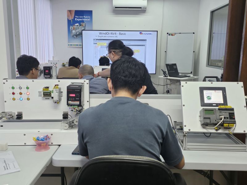 Idec Plc And Operator Interface Programming Workshop - Download Classic Sunset Texture | Retina