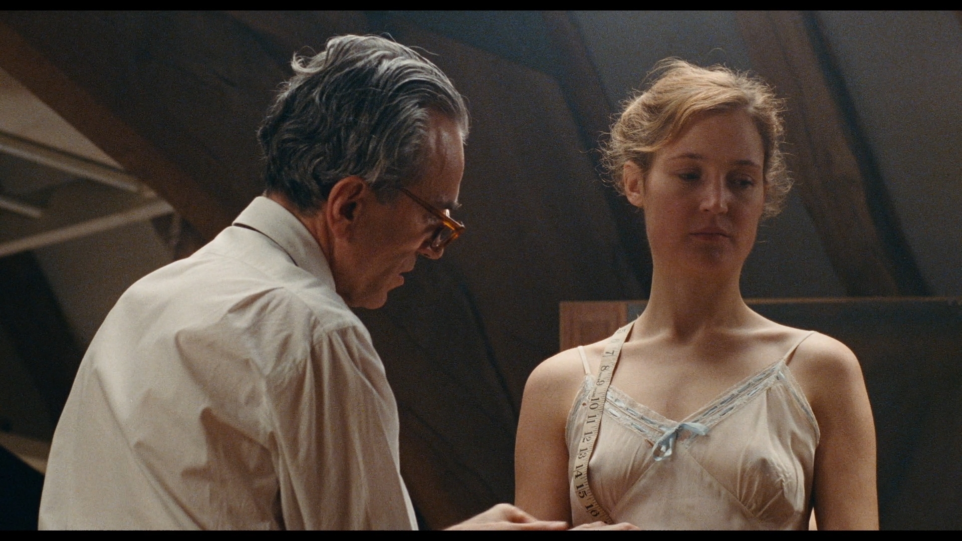 See the handpicked phantom thread wallpapers images and share with your frends and social sites. Phantom Thread Blu Ray Review