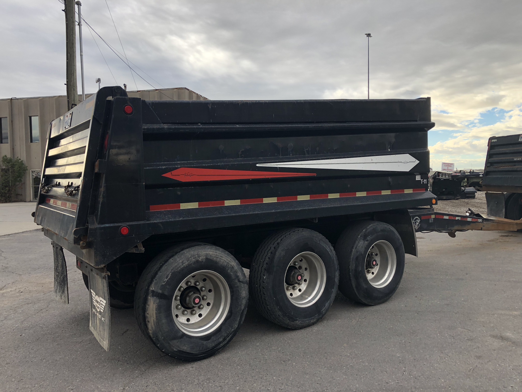 DM688S DUMP TRUCK & 3 AXLE PUP SET Dogface Heavy Equipment Sales