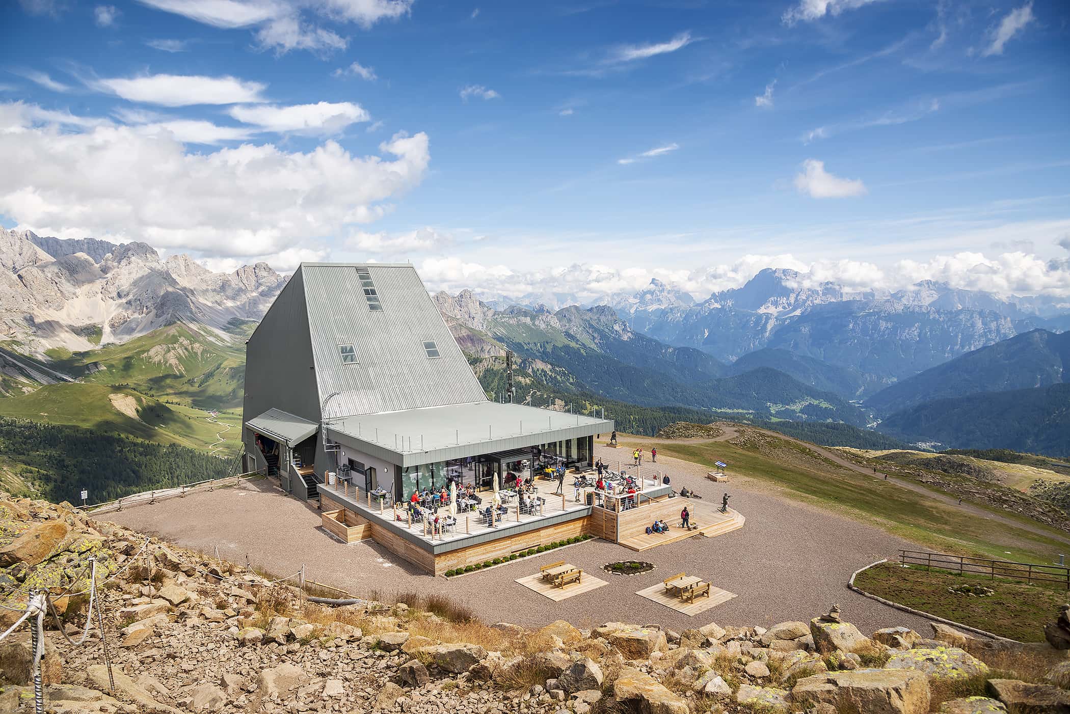 InAlto a Col Margherita tra Val di Fassa e Falcade