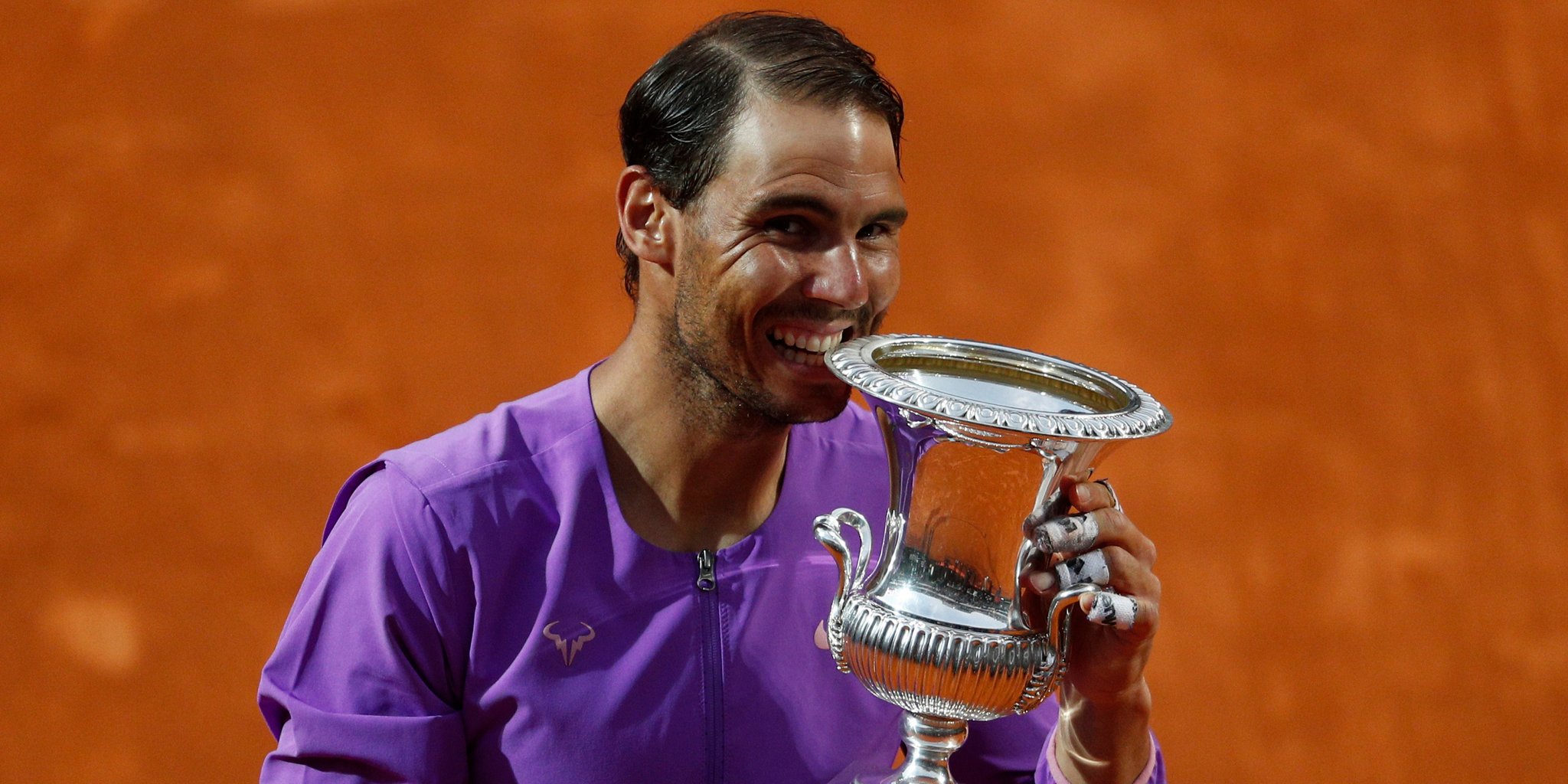 Rafael Nadal defeated Djokovic and won the title of Italian Open Tennis Tournament