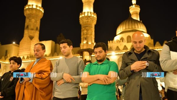 موعد أذان صلاة العشاء اليوم السبت 3 يناير في سوهاج