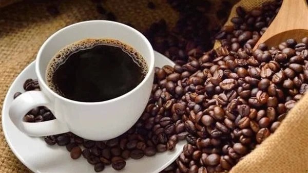 القهوة تقاوم الشيخوخة.. استشاري الصحة العامة يوضح