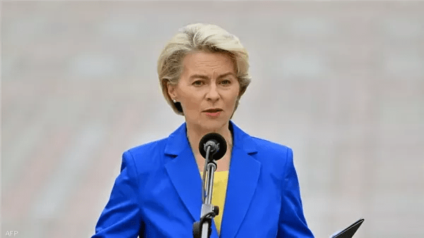 رئيسة المفوضية الأوروبية تشدد على ضرورة احترام أراضي أوكرانيا وسيادتها