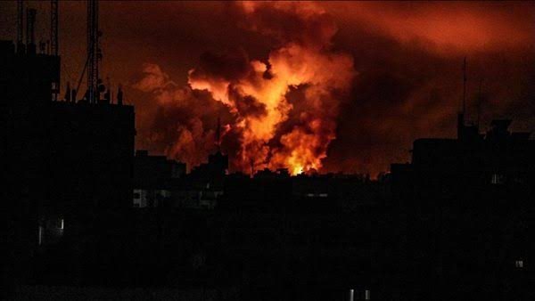 عاجل.. القاهرة الإخبارية: غارات إسرائيلية على جنوب شرق خان يونس (فيديو) عاجل.. القاهرة الإخبارية: غارات إسرائيلية على جنوب شرق خان يونس (فيديو)