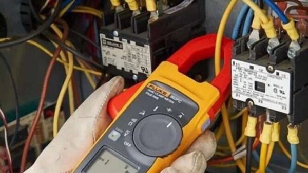 ضبط 3747 قضية سرقة تيار كهربائي ومخالفات شروط التعاقد