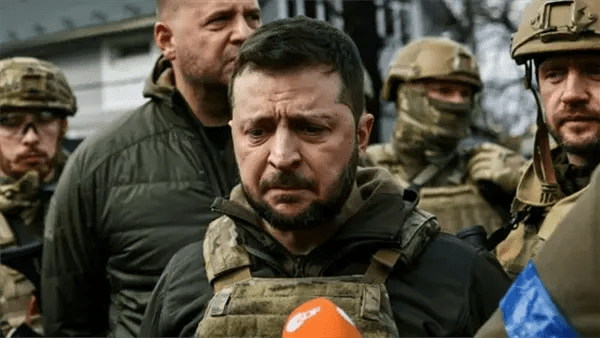 زيلينسكى يعرض على بولندا المساعدة فى إسقاط المسيرات