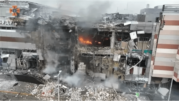 عاجل.. هجوم أوكراني ضخم يضرب بيلجورود ويشل مرافق الطاقة والمياه