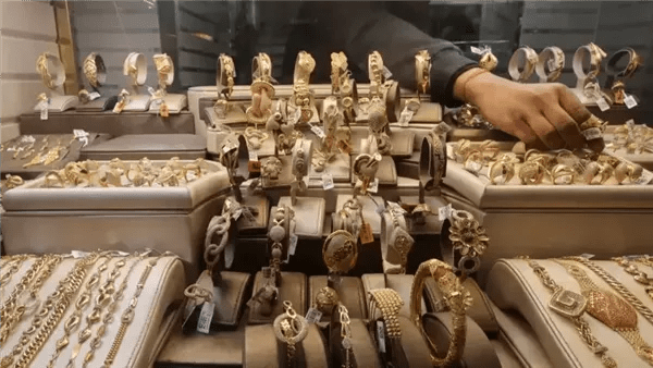 أسعار الذهب اليوم في مصر الجمعة 22 أغسطس 2025