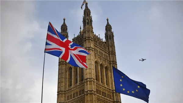 جدل فى بريطانيا بشأن حجم الآثار الإقتصادية لخروج البلاد من الاتحاد الأوروبى