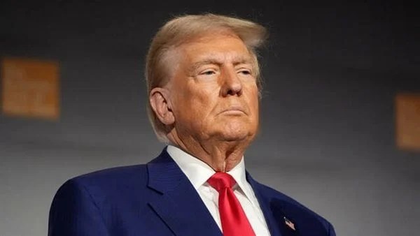 غراهام يدعو ترامب لنقل القواعد الأمريكية من إسبانيا