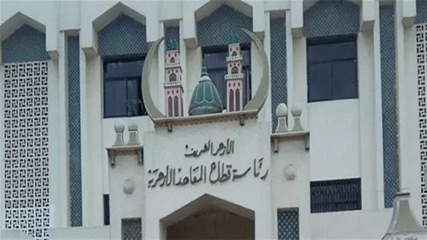 تفاصيل.. الأزهر يعلن التعاقد مع 964 معلم حاسب آلي بالمدارس