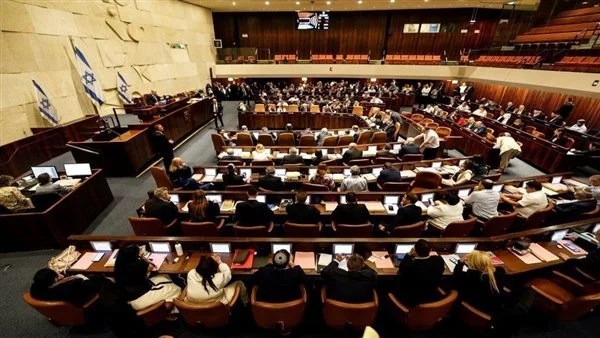 محافظة القدس: قانون الكنيست لإقصاء خريجى الجامعات الفلسطينية اعتداء منظم على التعليم