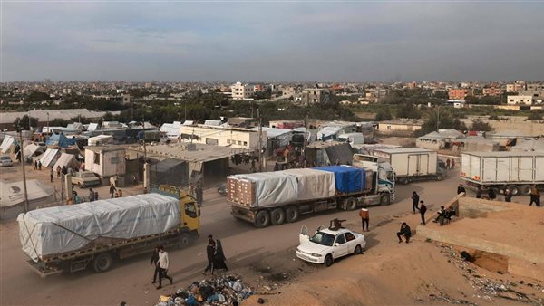 الاحتلال يمنع دخول شاحنات الوقود إلى غزة