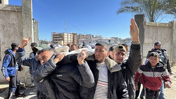 الأردن توقف عمليات الإنزال الجوي للمساعدة فوق غزة بسبب عقبات إسرائيلية