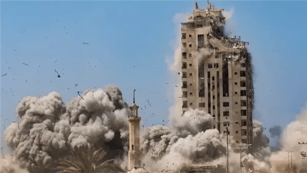 غارات جوية إسرائيلية تستهدف شمال وجنوب قطاع غزة وسط تصعيد عسكري مستمر