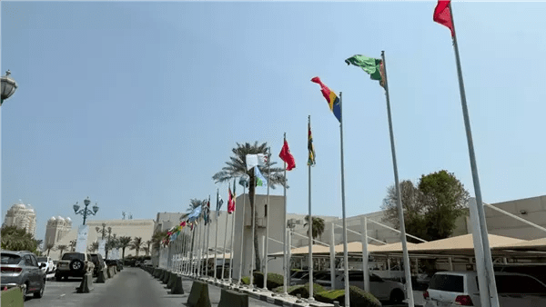 مشروع بيان قمة الدوحة: استمرار الممارسات الإسرائيلية العدوانية يقوض فرص تحقيق السلام