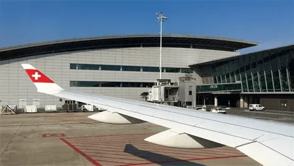 اكسترا نيوز: هجوم إلكتروني يشل حركة الطيران في مطار بروكسل