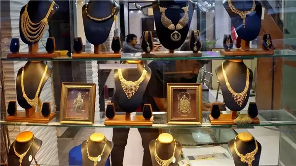 سعر جرام الذهب عيار 21 اليوم 26 سبتمبر 2025 في محلات الصاغة