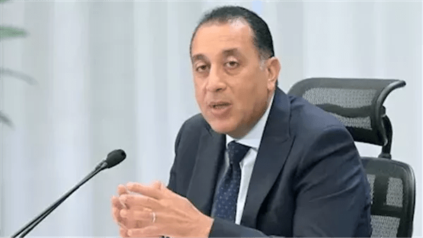 رئيس الوزراء: صناعة السيارات باتت على رأس أولويات الدولة